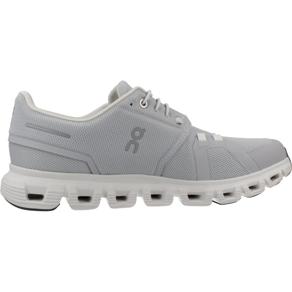 ON RUNNING CLOUD  W en color GLRWHT  (4)