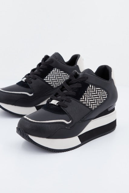 APEPAZZA PONY HILARY en color BLACK  (2)