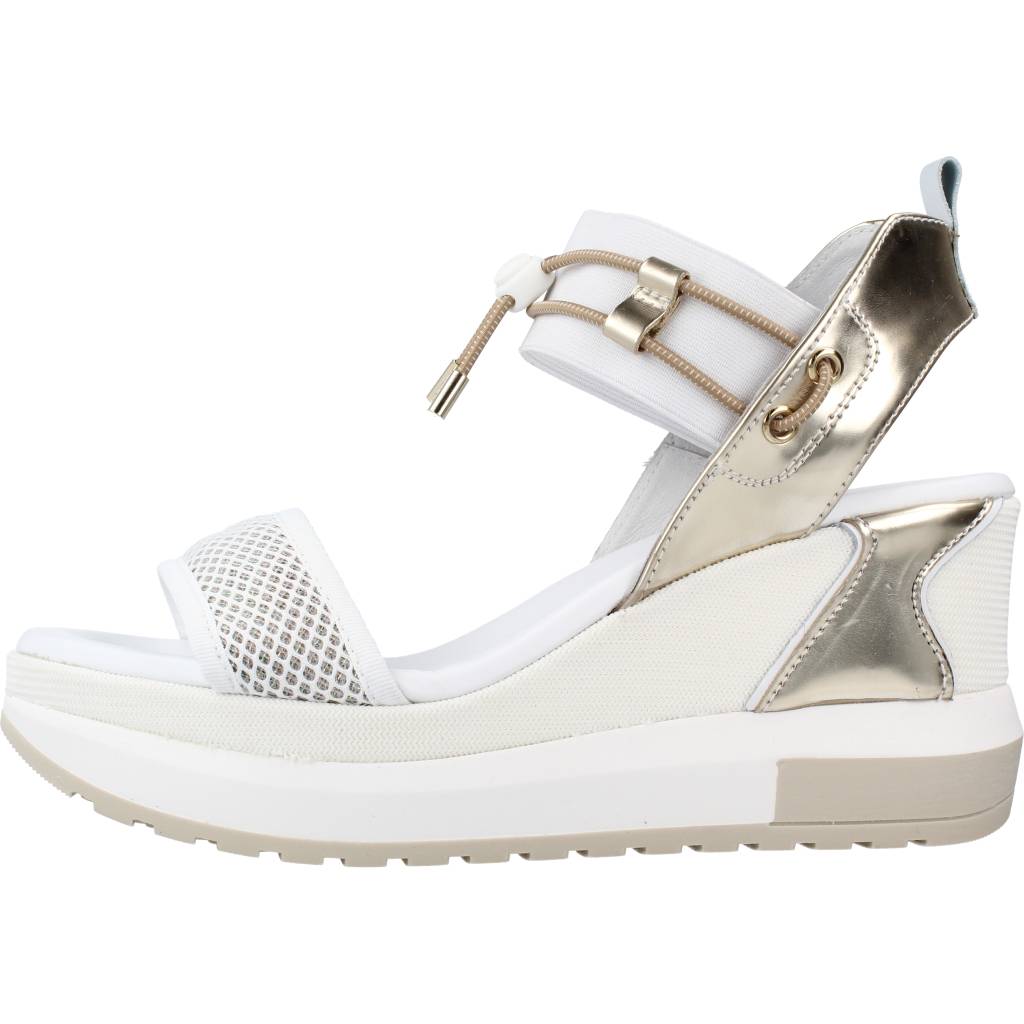 NERO GIARDINI ED en color   (2)