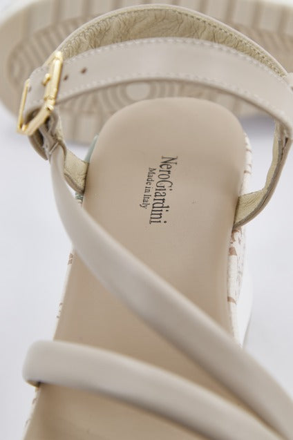 NERO GIARDINI ED en color   (4)