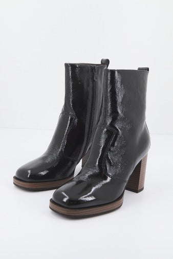 NERO GIARDINI ID  en color   (1)