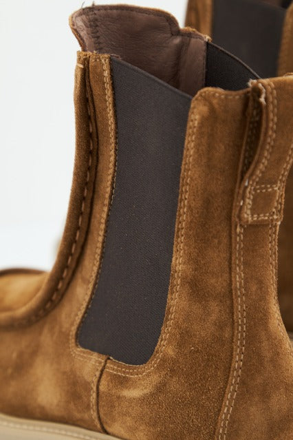 NERO GIARDINI ID  en color   (4)