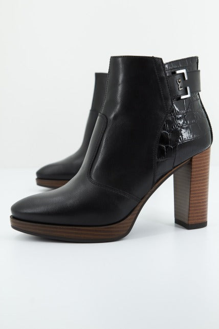 NERO GIARDINI ID  en color   (2)