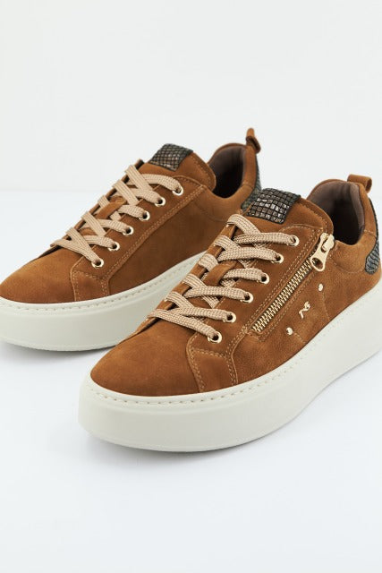 NERO GIARDINI ID  en color   (2)