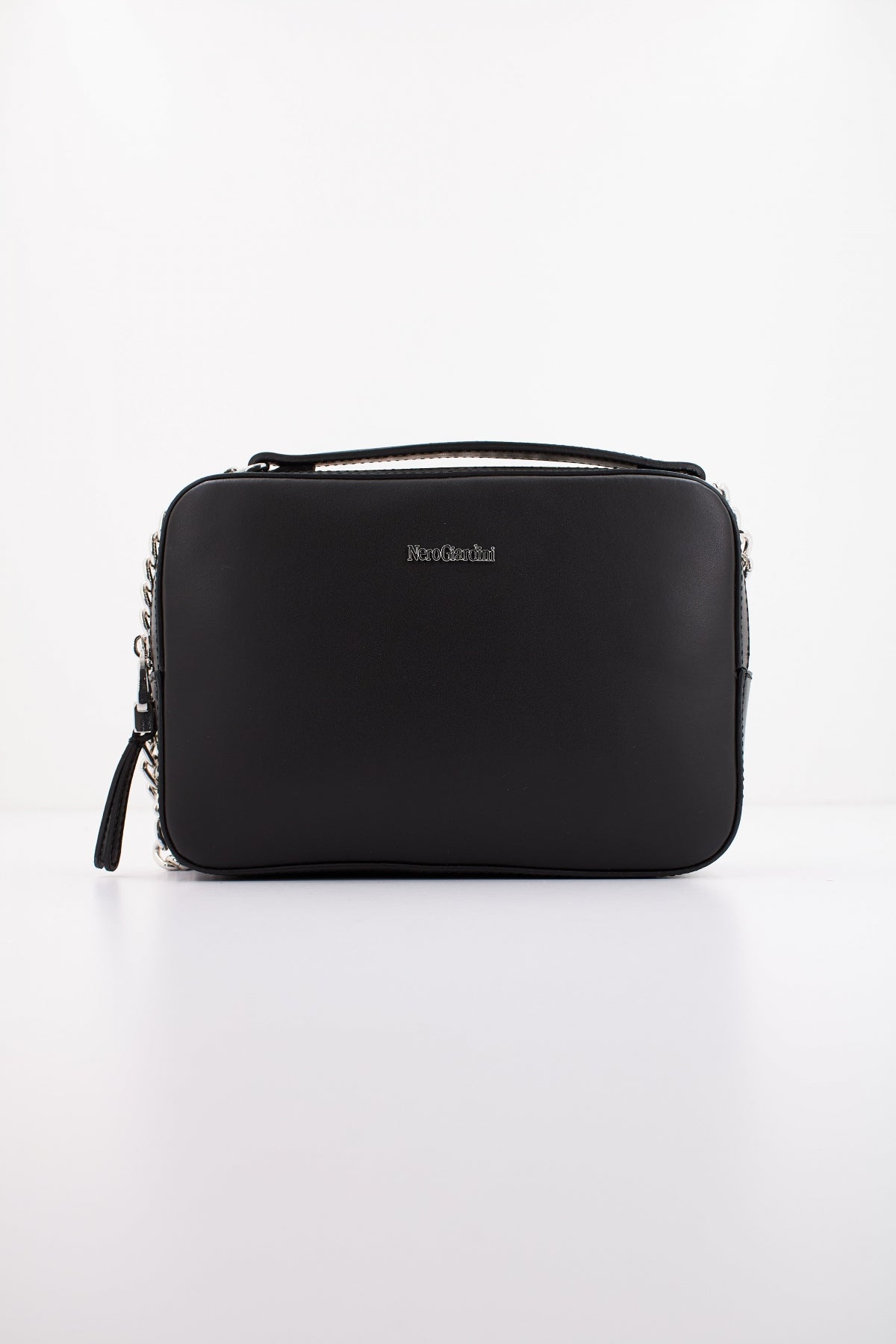 NERO GIARDINI RENO en color   (1)