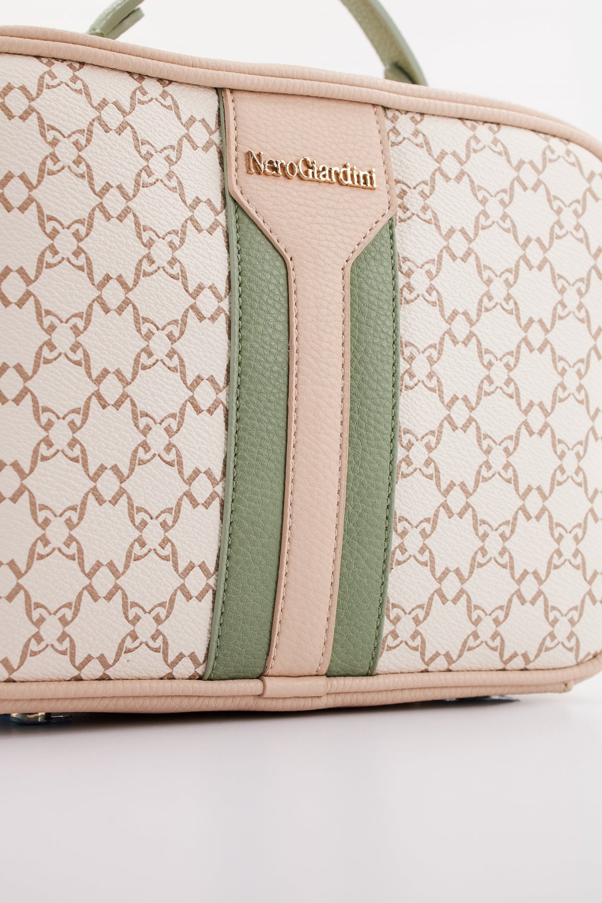 NERO GIARDINI T.GIOVE BEIGE T.GORG en color   (4)