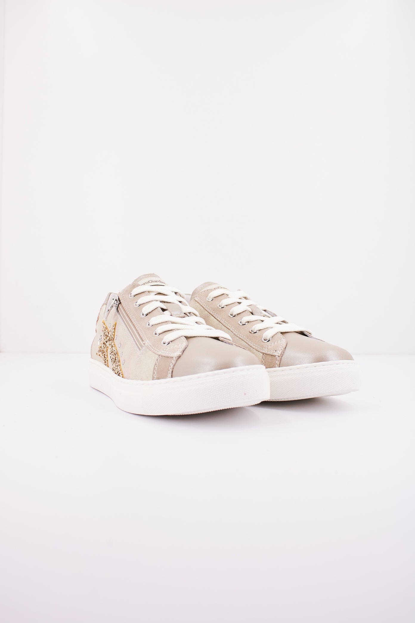 NERO GIARDINI ED en color   (2)