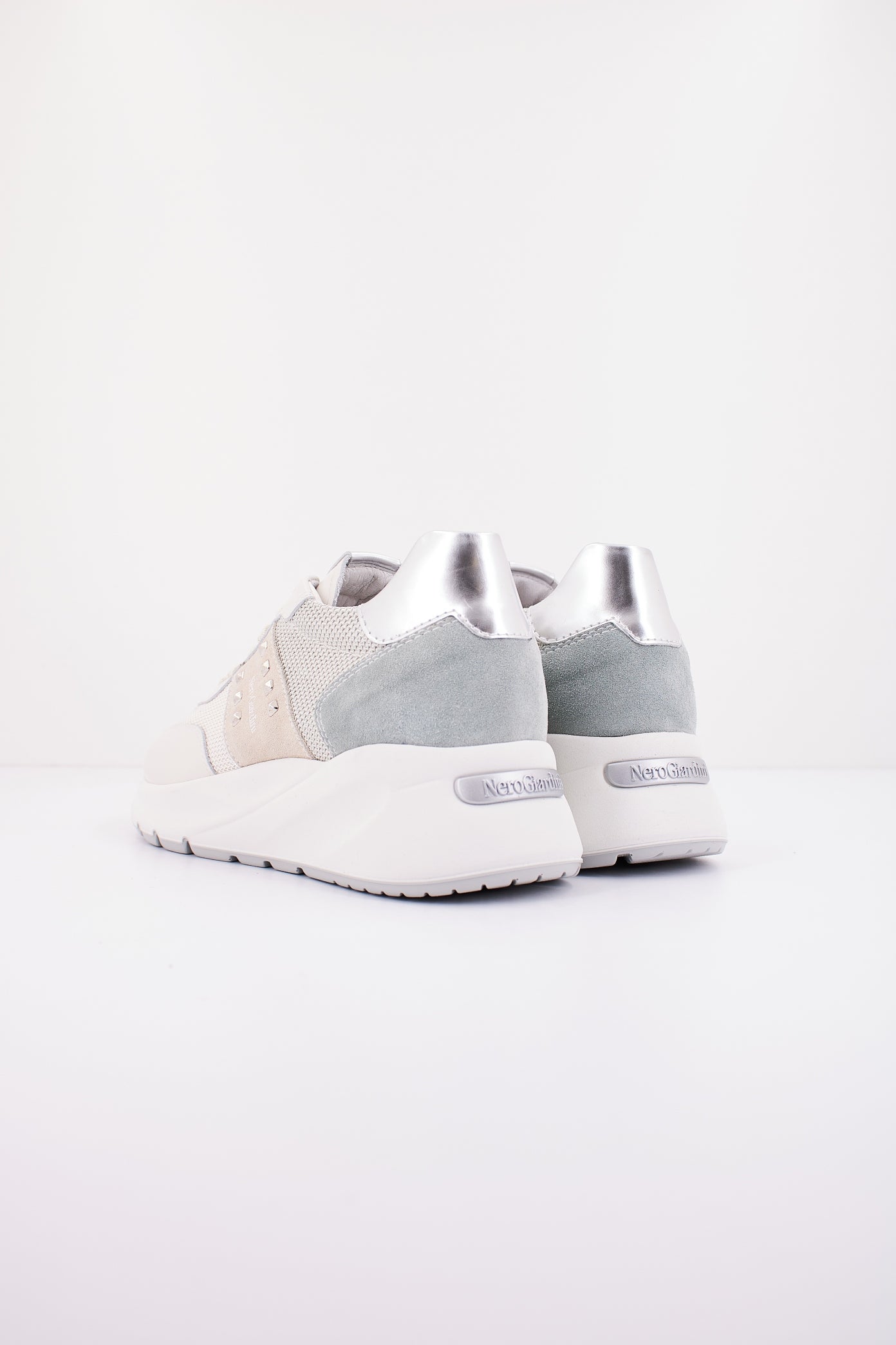 NERO GIARDINI ED en color   (3)