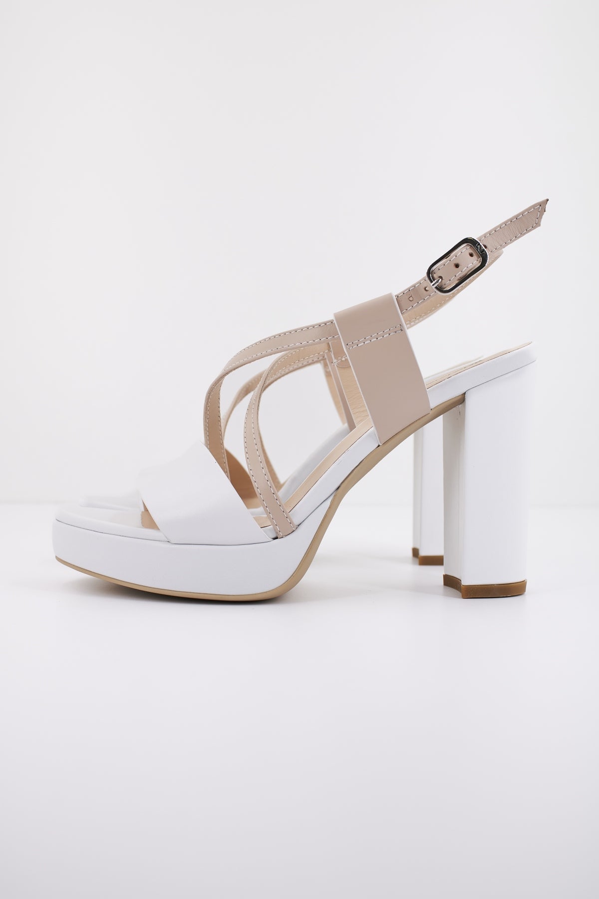 NERO GIARDINI ED  en color   (1)