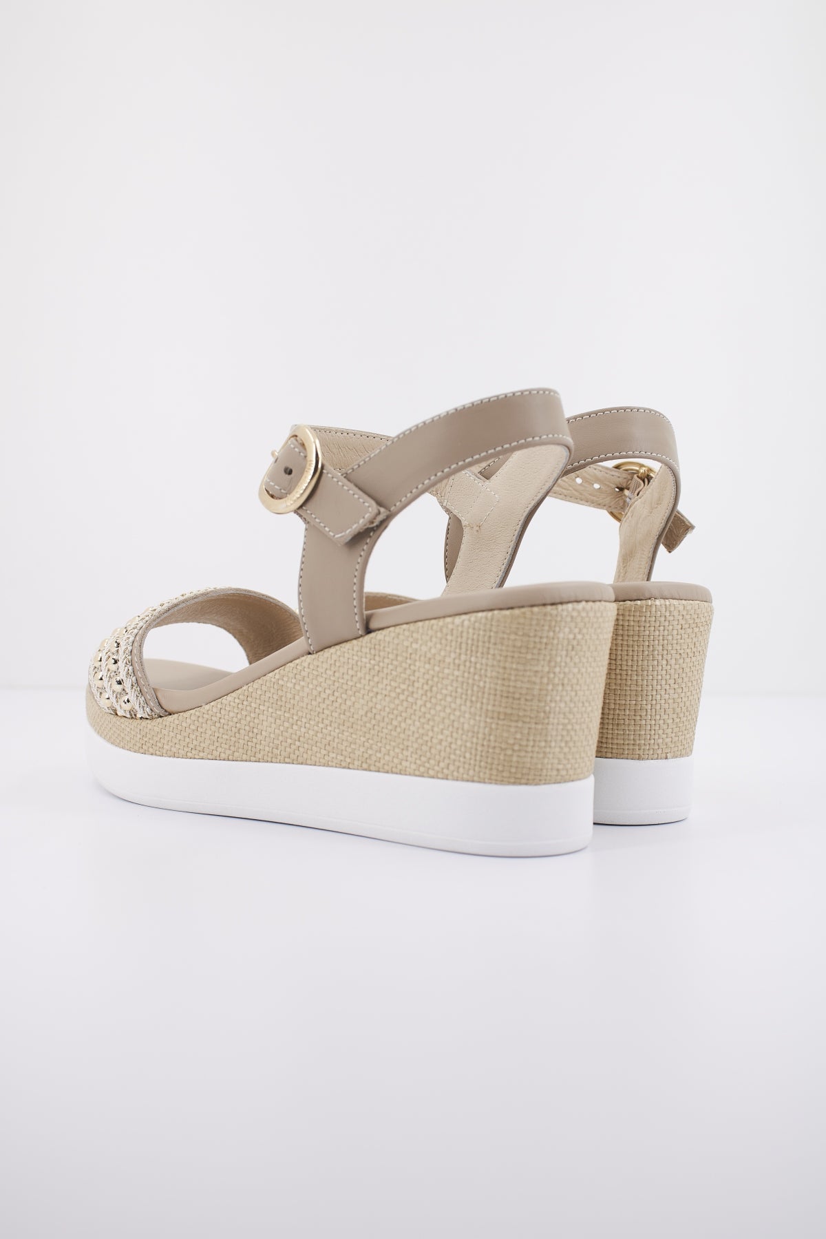 NERO GIARDINI ED  en color   (3)