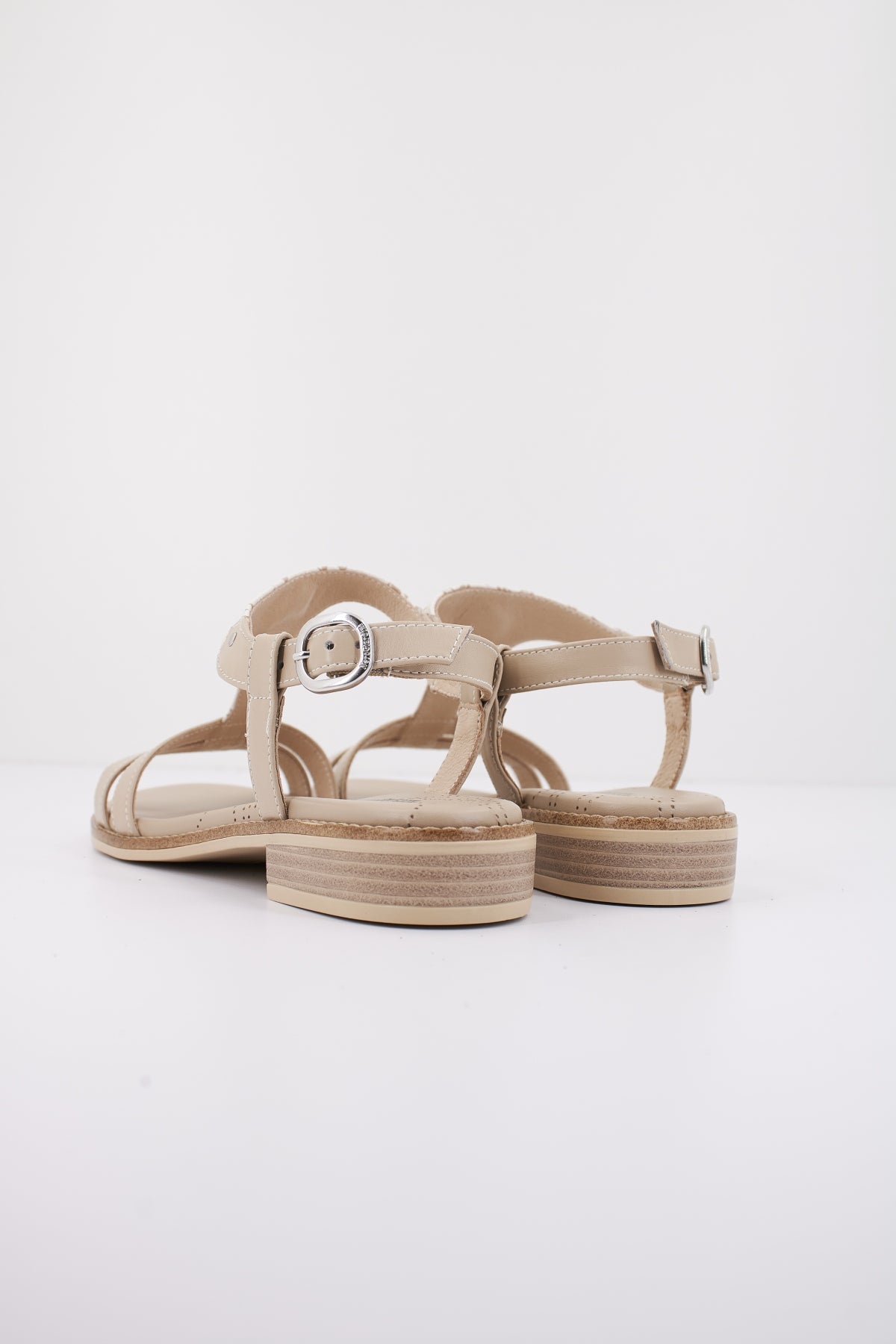 NERO GIARDINI ED  en color   (3)