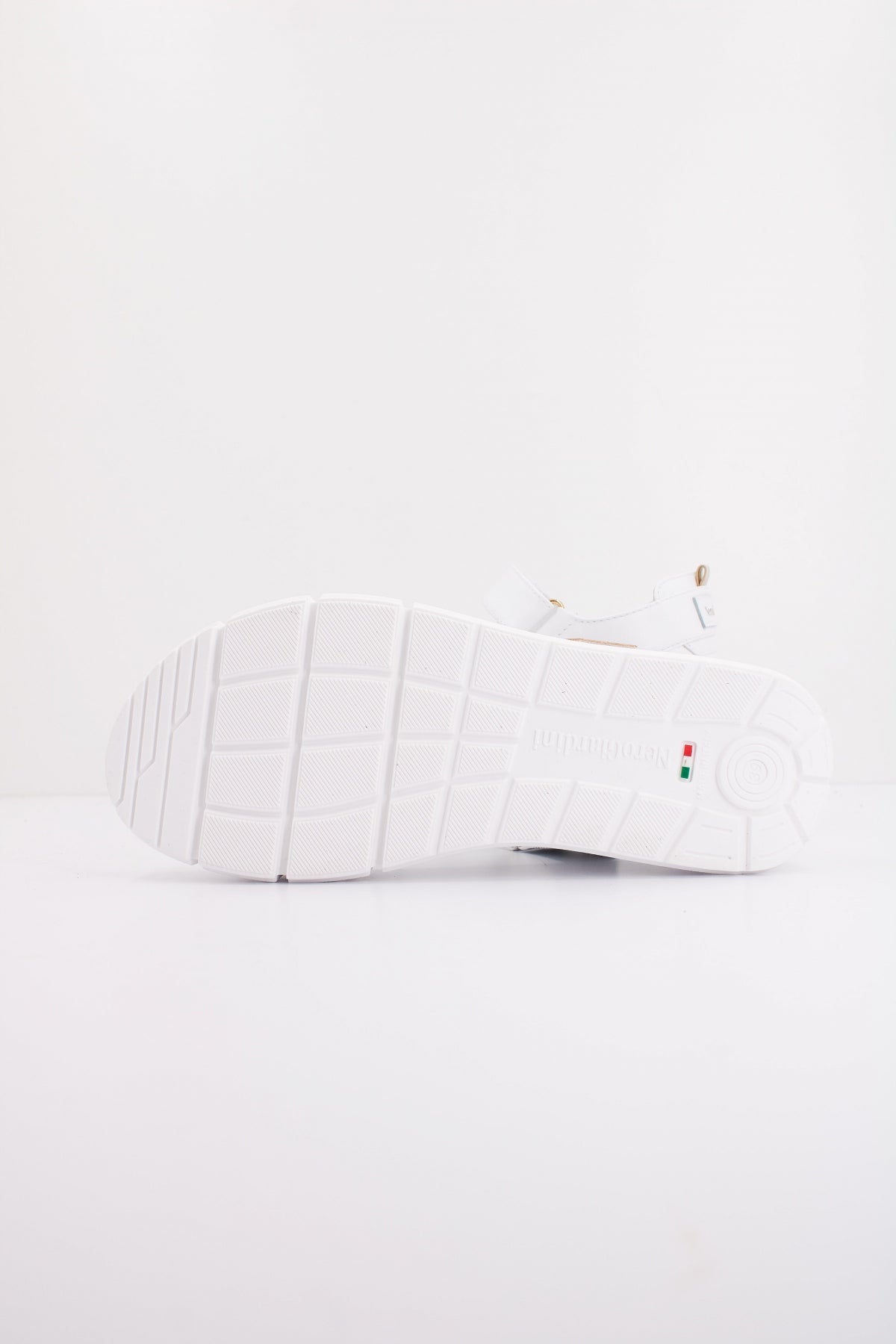 NERO GIARDINI ED en color   (5)