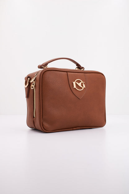 NERO GIARDINI ID en color   (2)