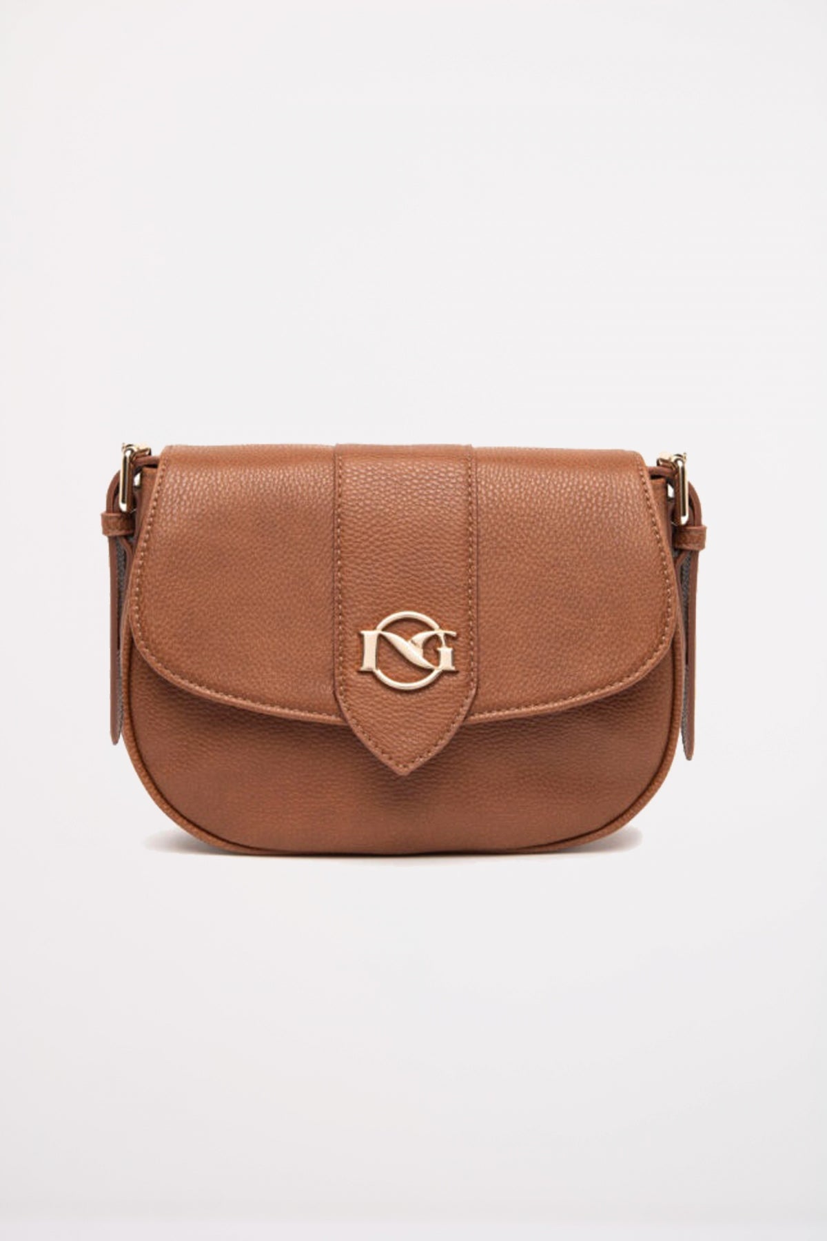 NERO GIARDINI ID  en color   (1)