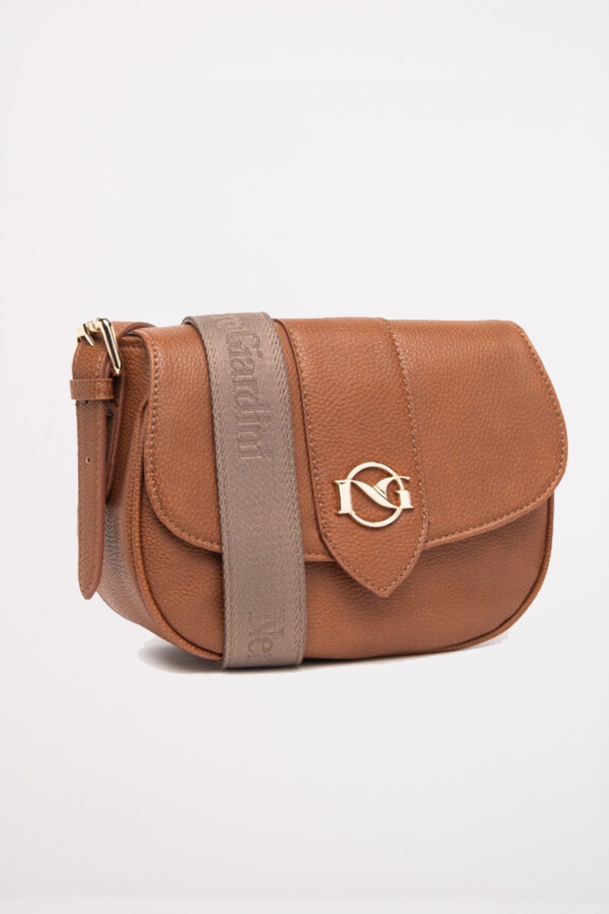 NERO GIARDINI ID  en color   (2)