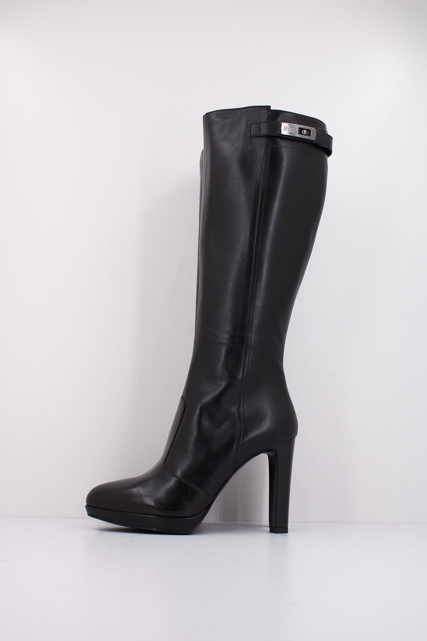 NERO GIARDINI ID en color   (1)