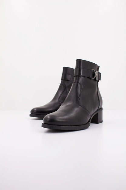 NERO GIARDINI ID en color   (2)