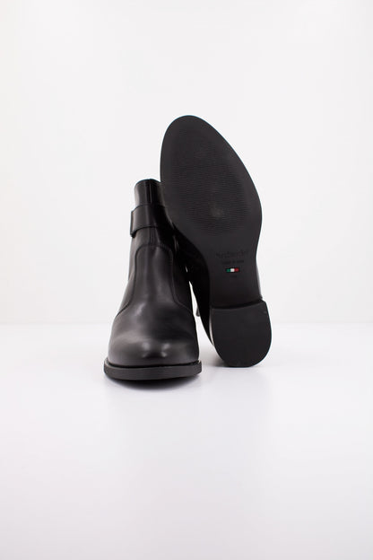 NERO GIARDINI ID en color   (5)