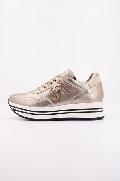 NERO GIARDINI ID  en color   (1)