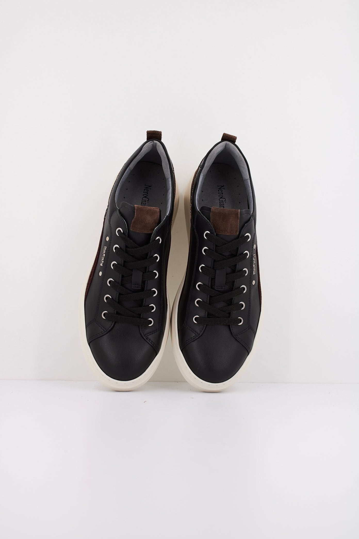 NERO GIARDINI ID en color   (3)