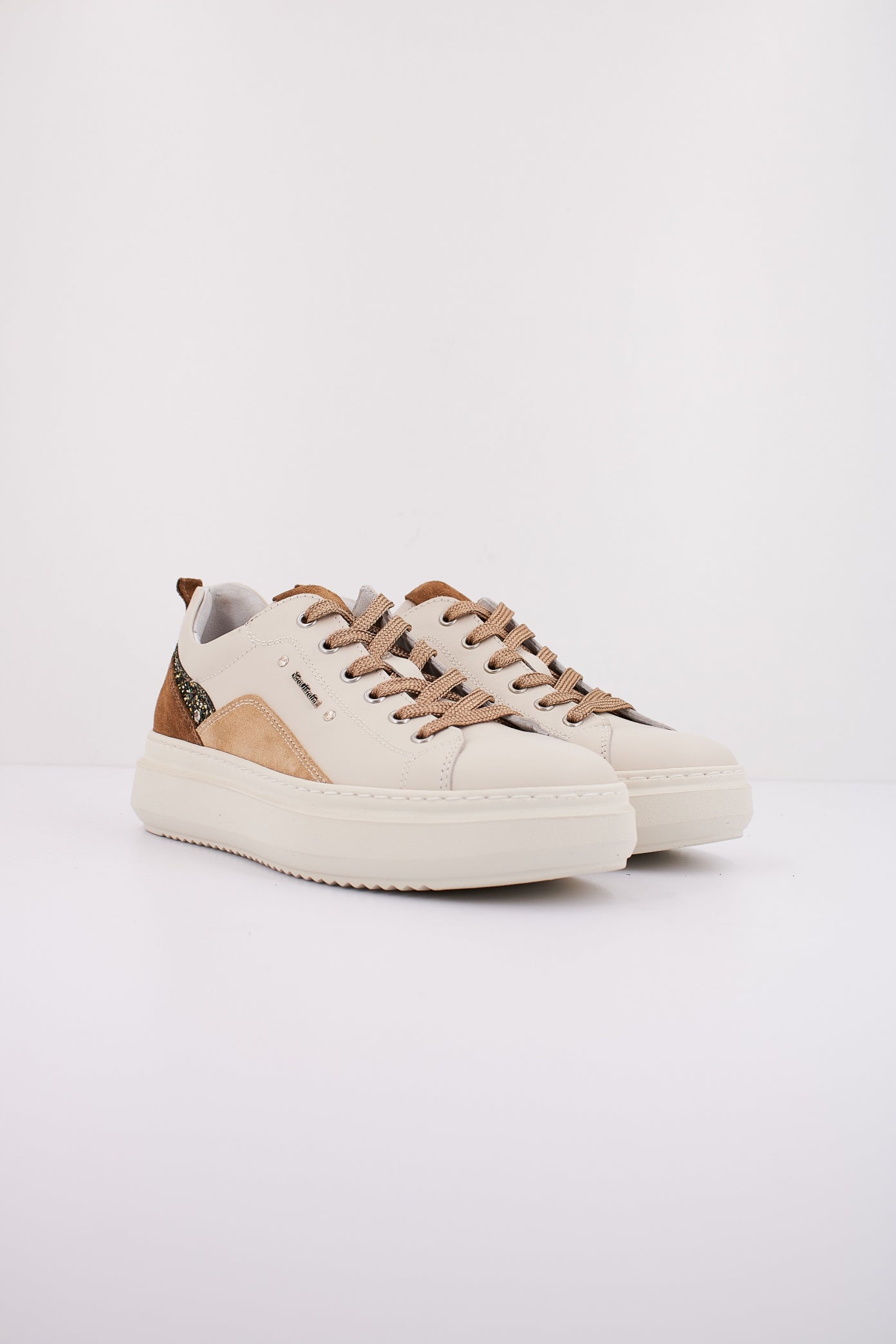 NERO GIARDINI ID en color   (2)