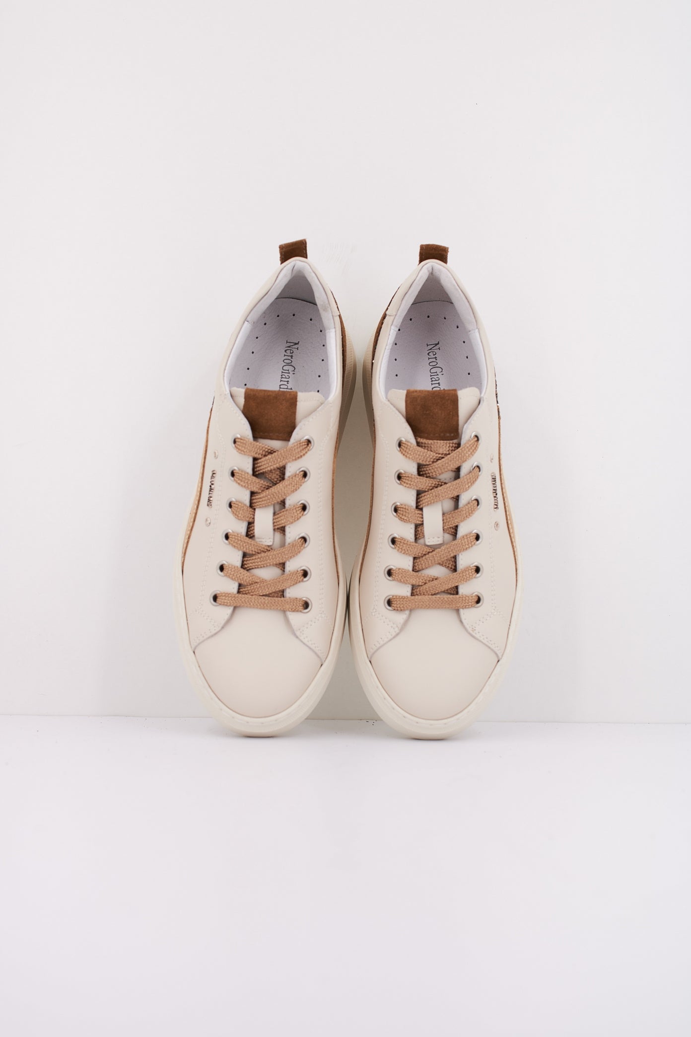 NERO GIARDINI ID en color   (3)