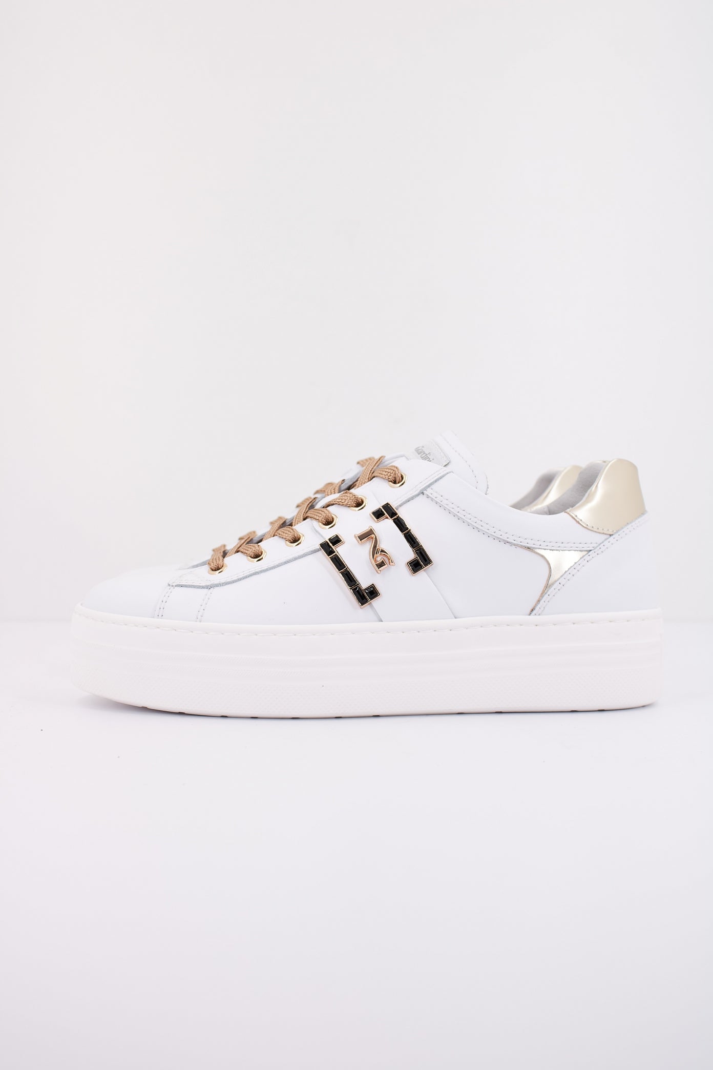 NERO GIARDINI  en color   (1)