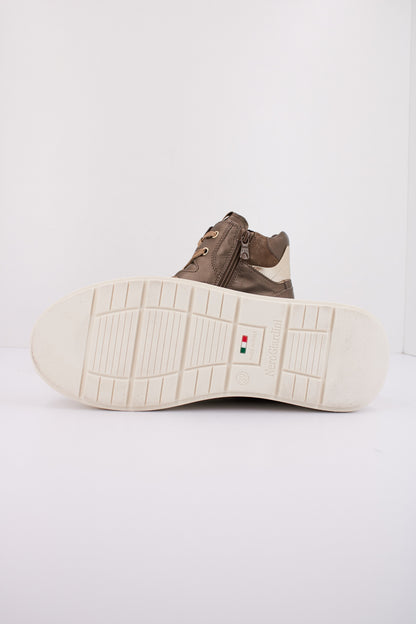 NERO GIARDINI ID  en color   (5)