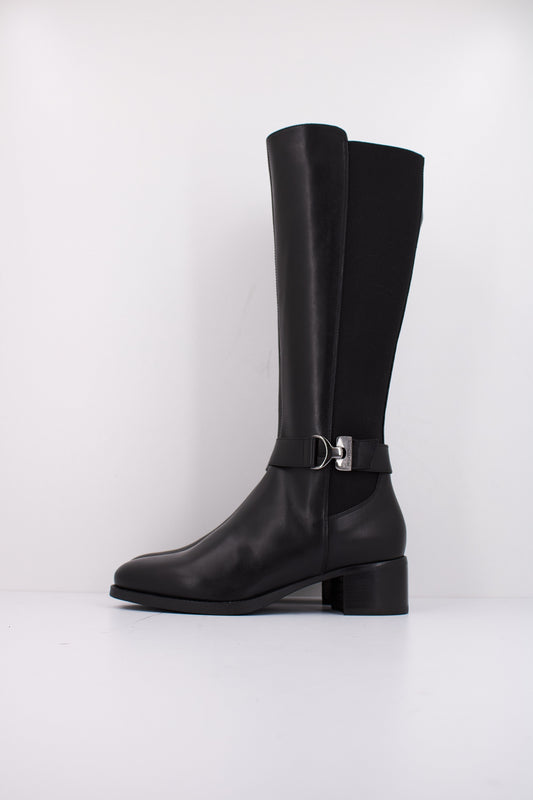 NERO GIARDINI ID  en color   (1)