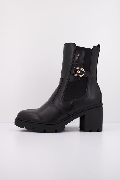 NERO GIARDINI ID  en color   (1)