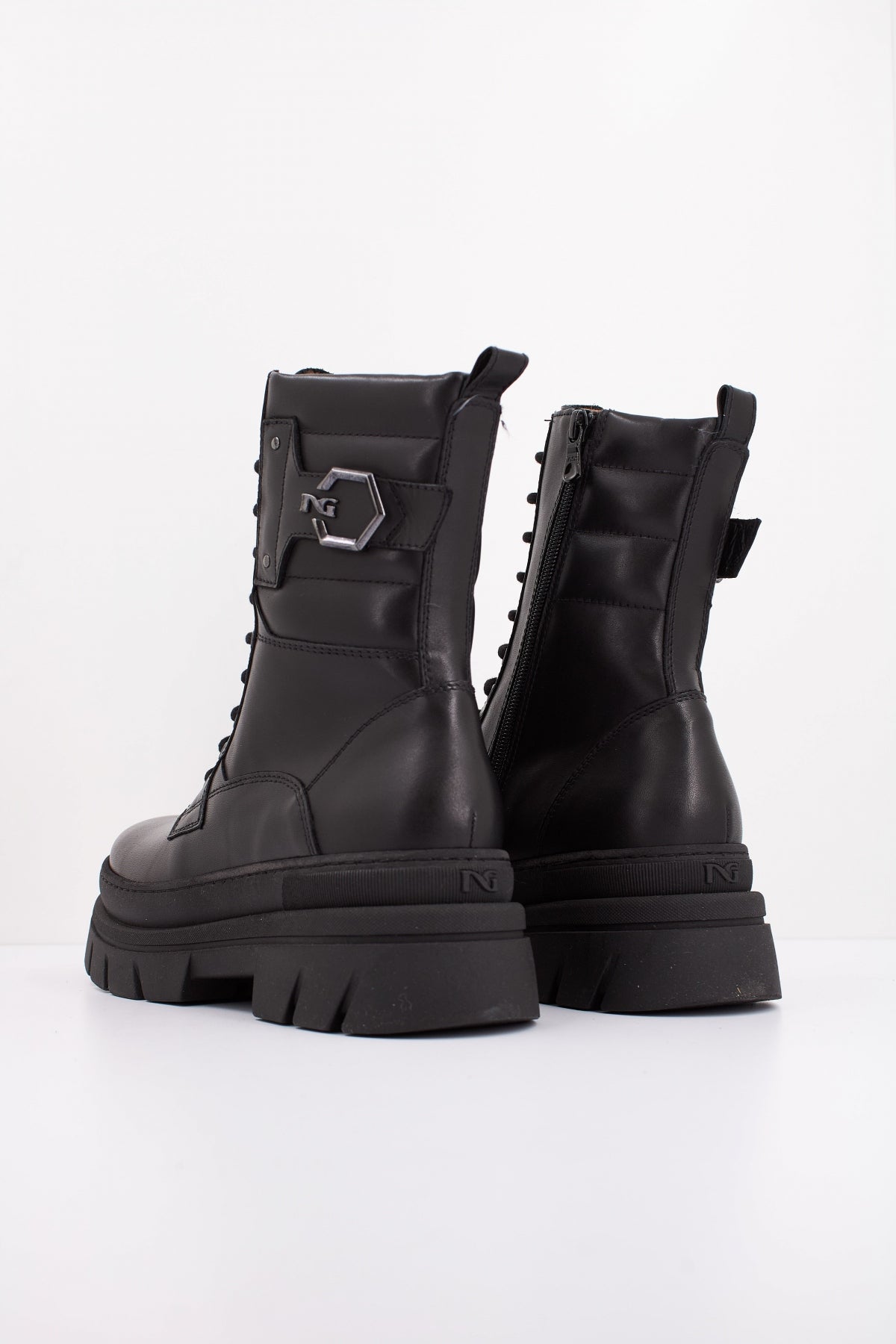 NERO GIARDINI ID  en color   (4)