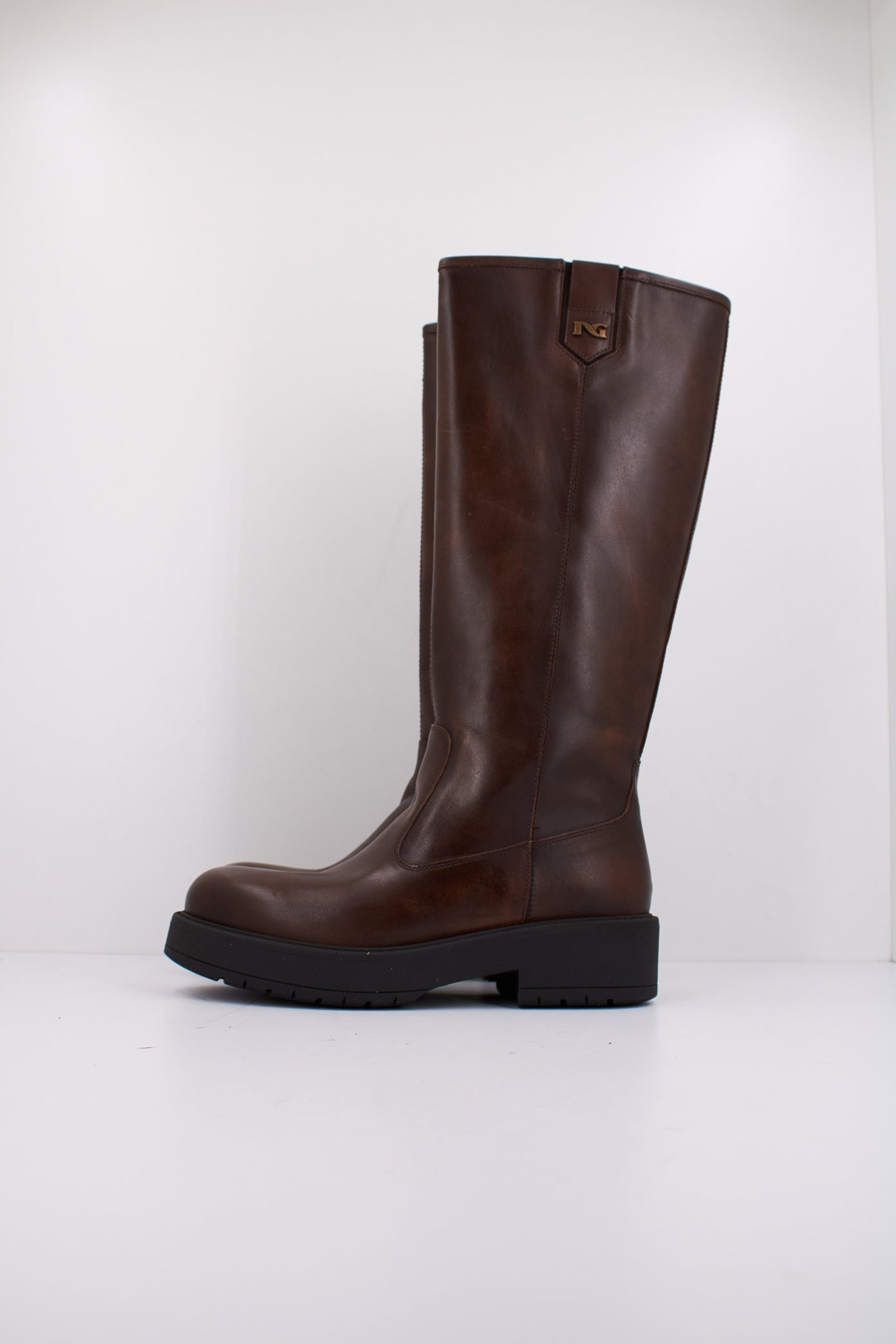 NERO GIARDINI ID en color   (1)