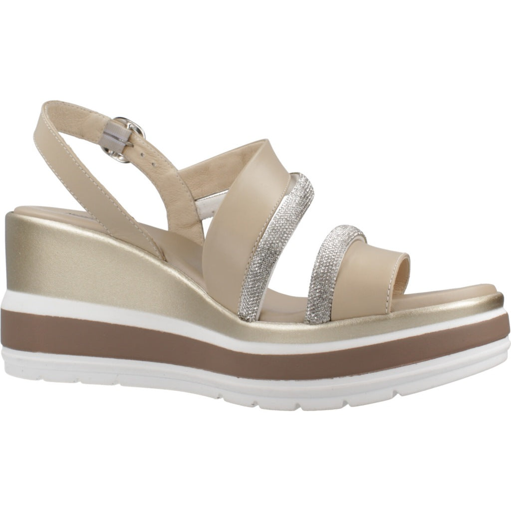 NERO GIARDINI ED  en color   (5)