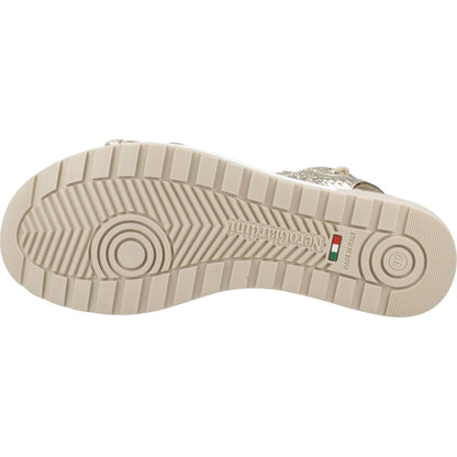 NERO GIARDINI ED  en color   (6)