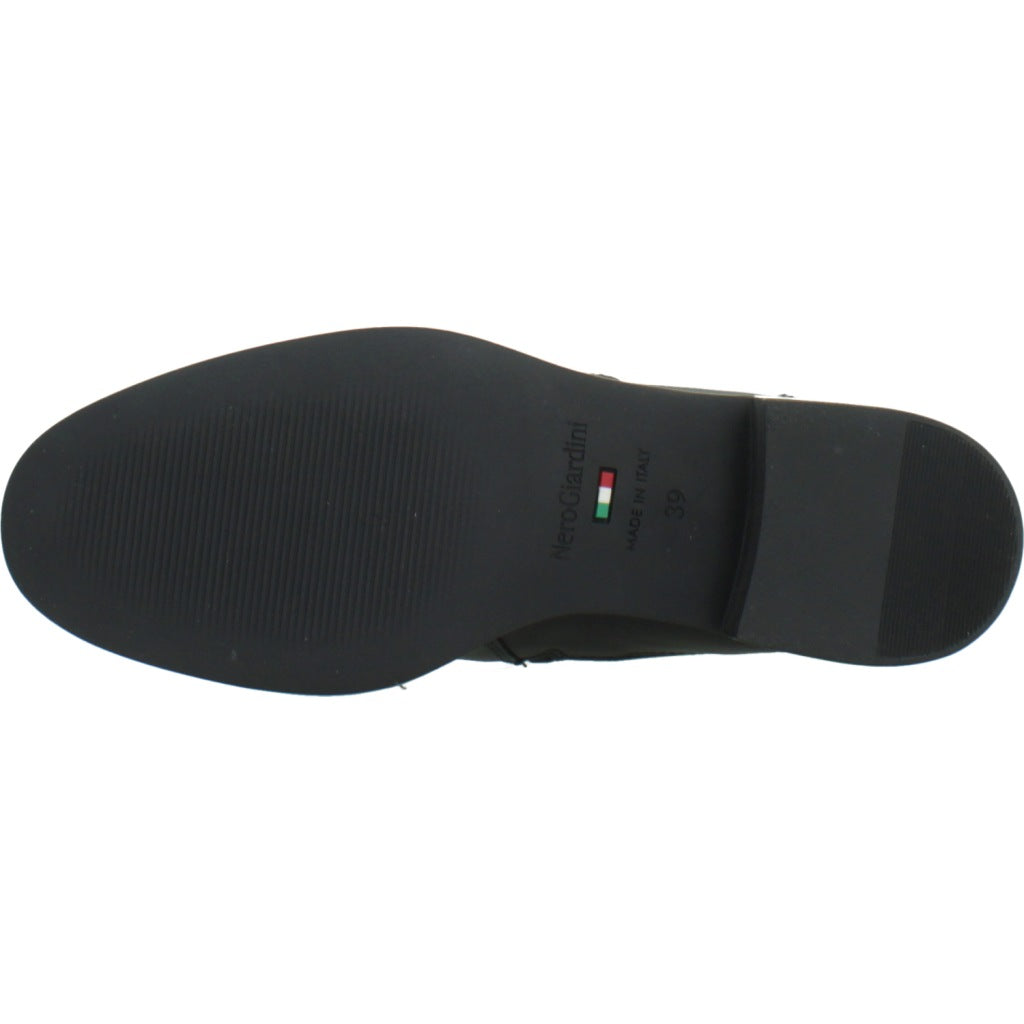 NERO GIARDINI ID en color   (6)