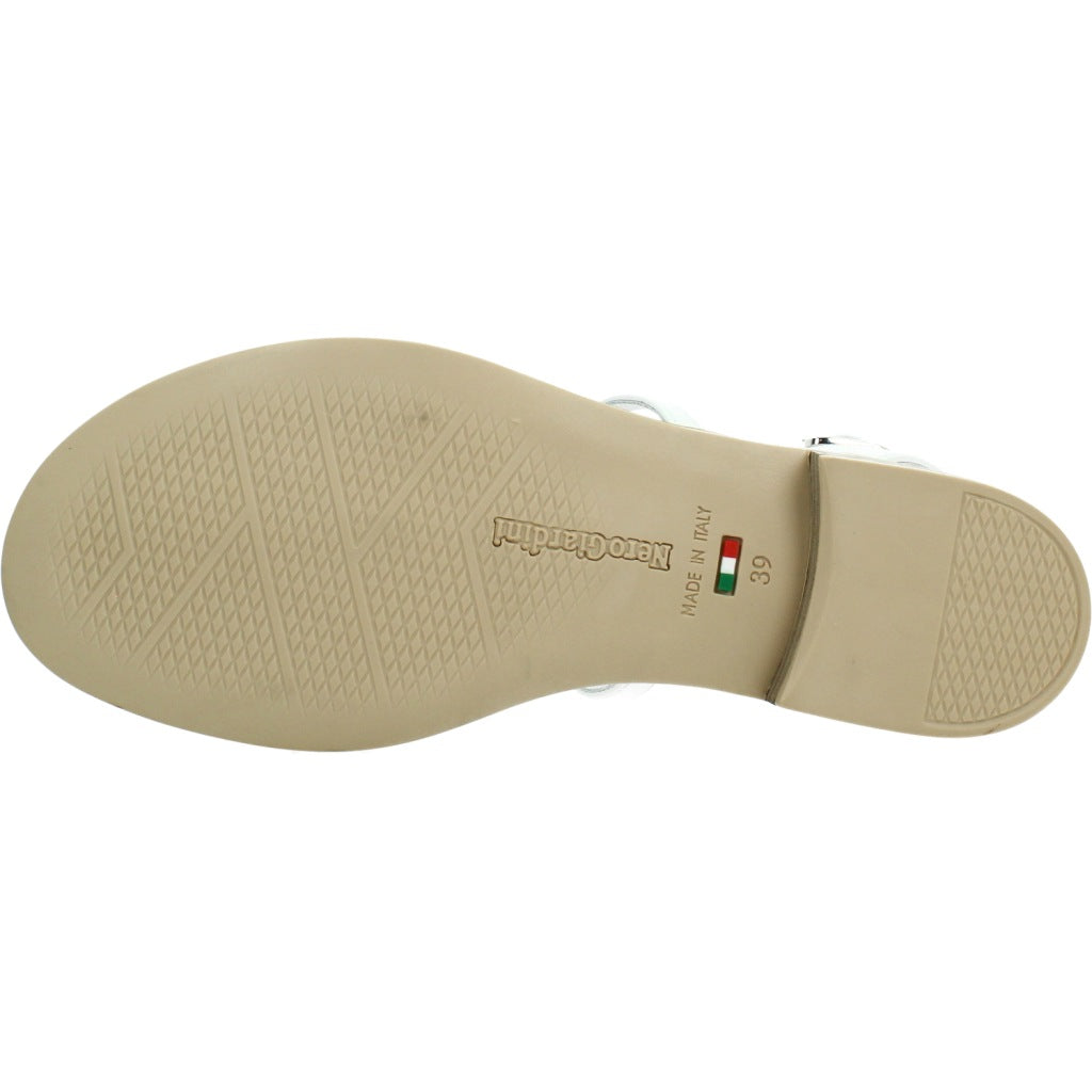 NERO GIARDINI ED en color   (7)