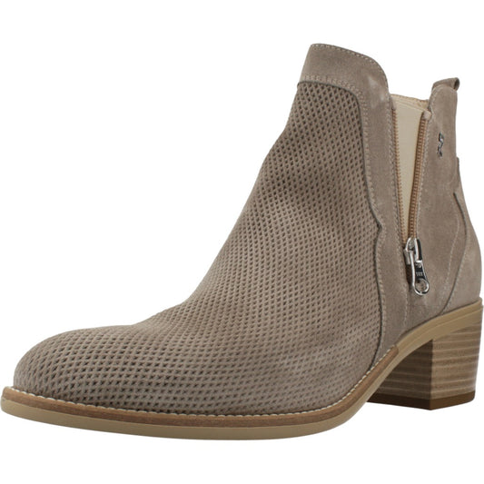 NERO GIARDINI ED en color   (1)