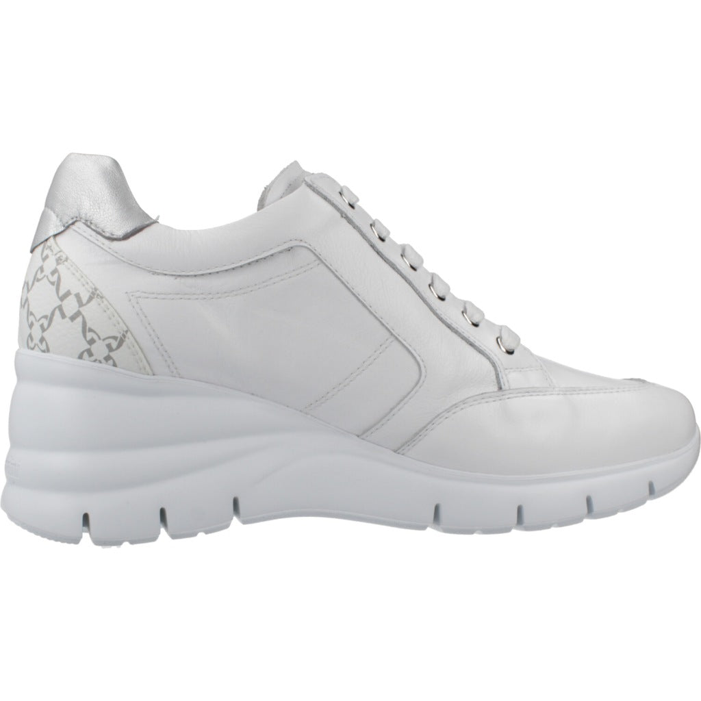 NERO GIARDINI ED en color   (4)