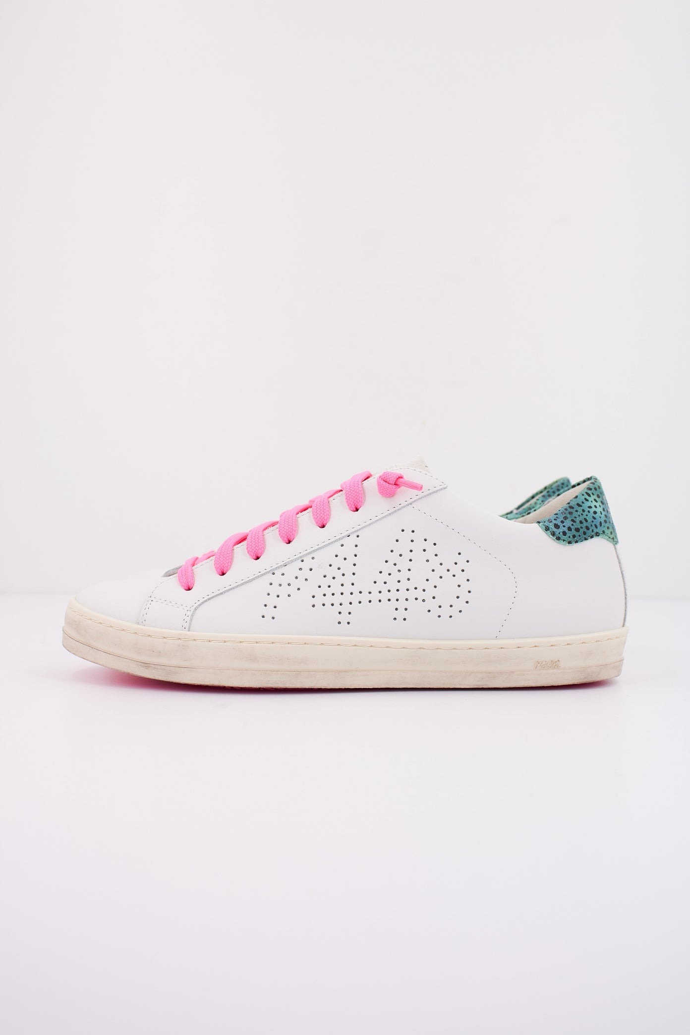 P JOHNW  en color WHIBTF  (1)