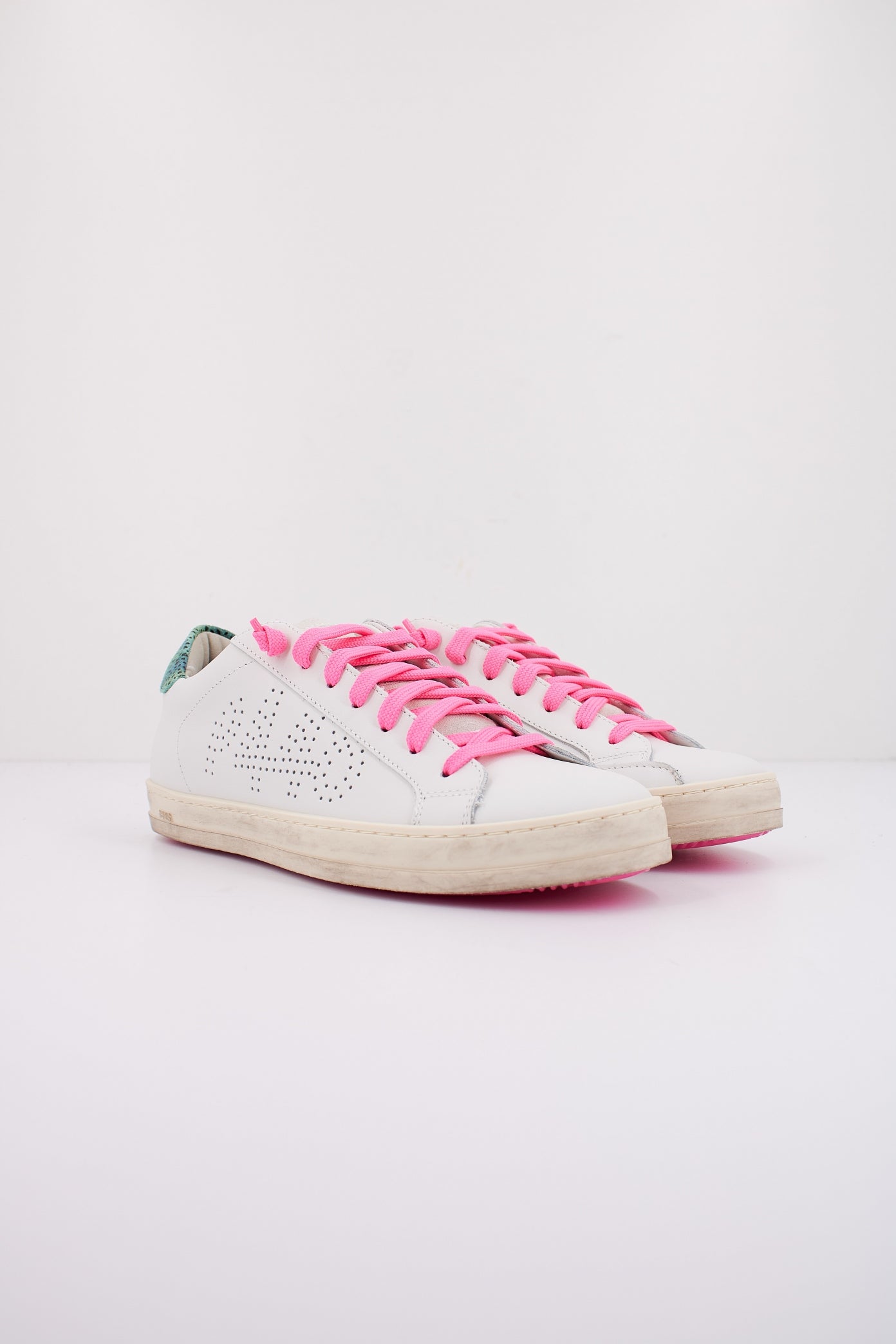 P JOHNW  en color WHIBTF  (2)