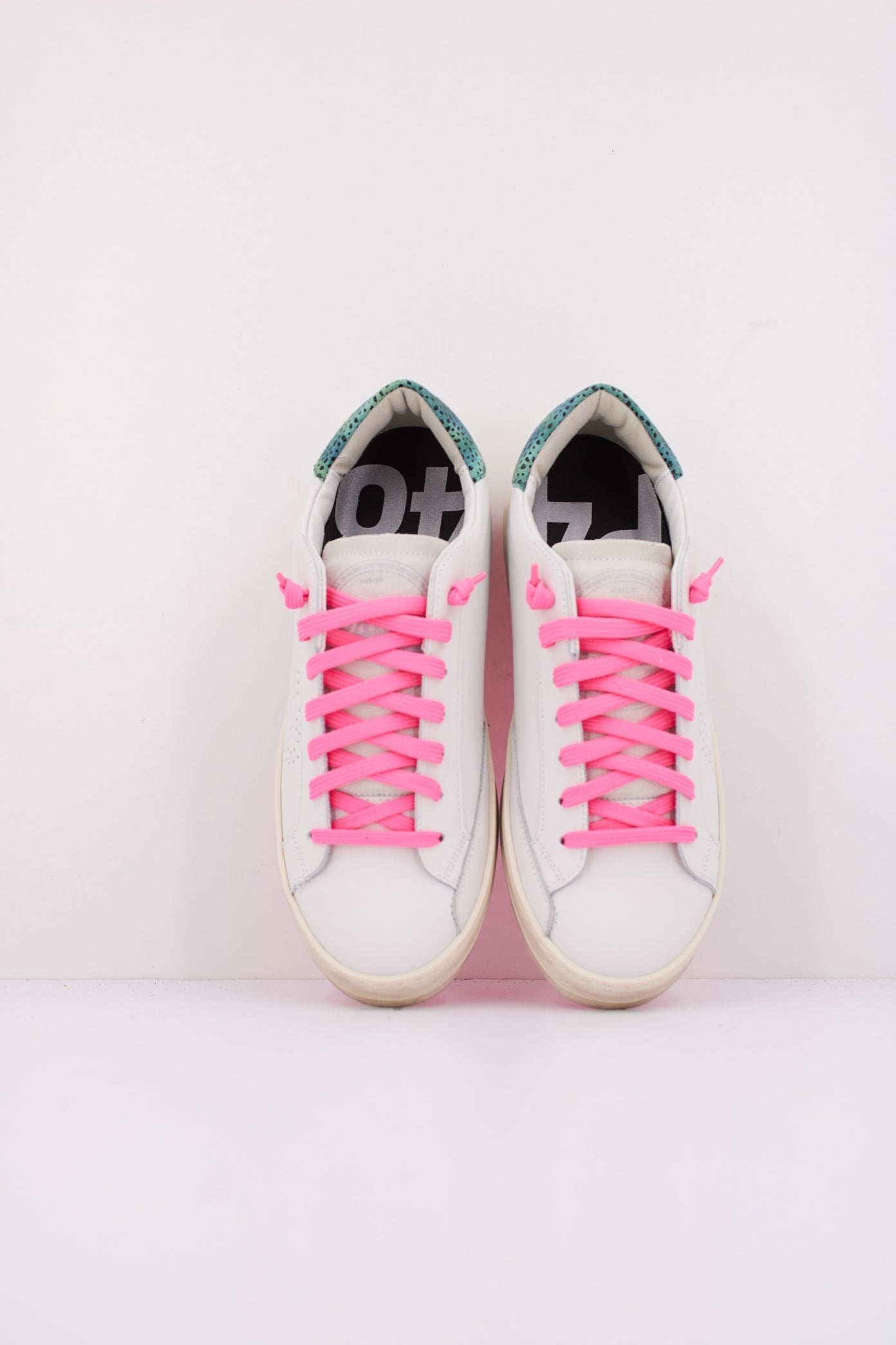 P JOHNW  en color WHIBTF  (3)