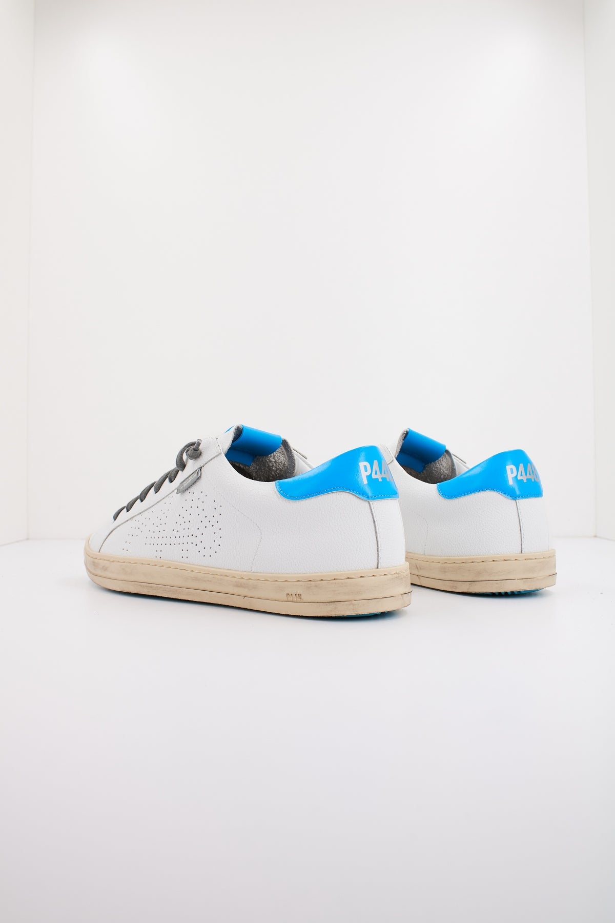 P  FJOHN en color WHITRT  (3)