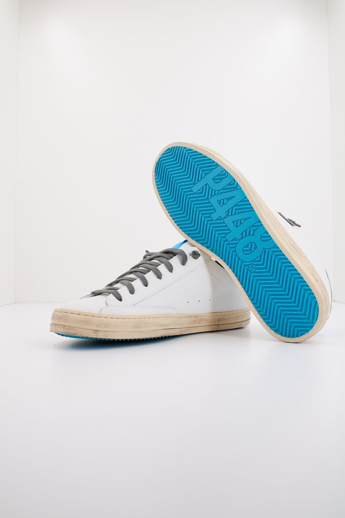 P  FJOHN en color WHITRT  (4)