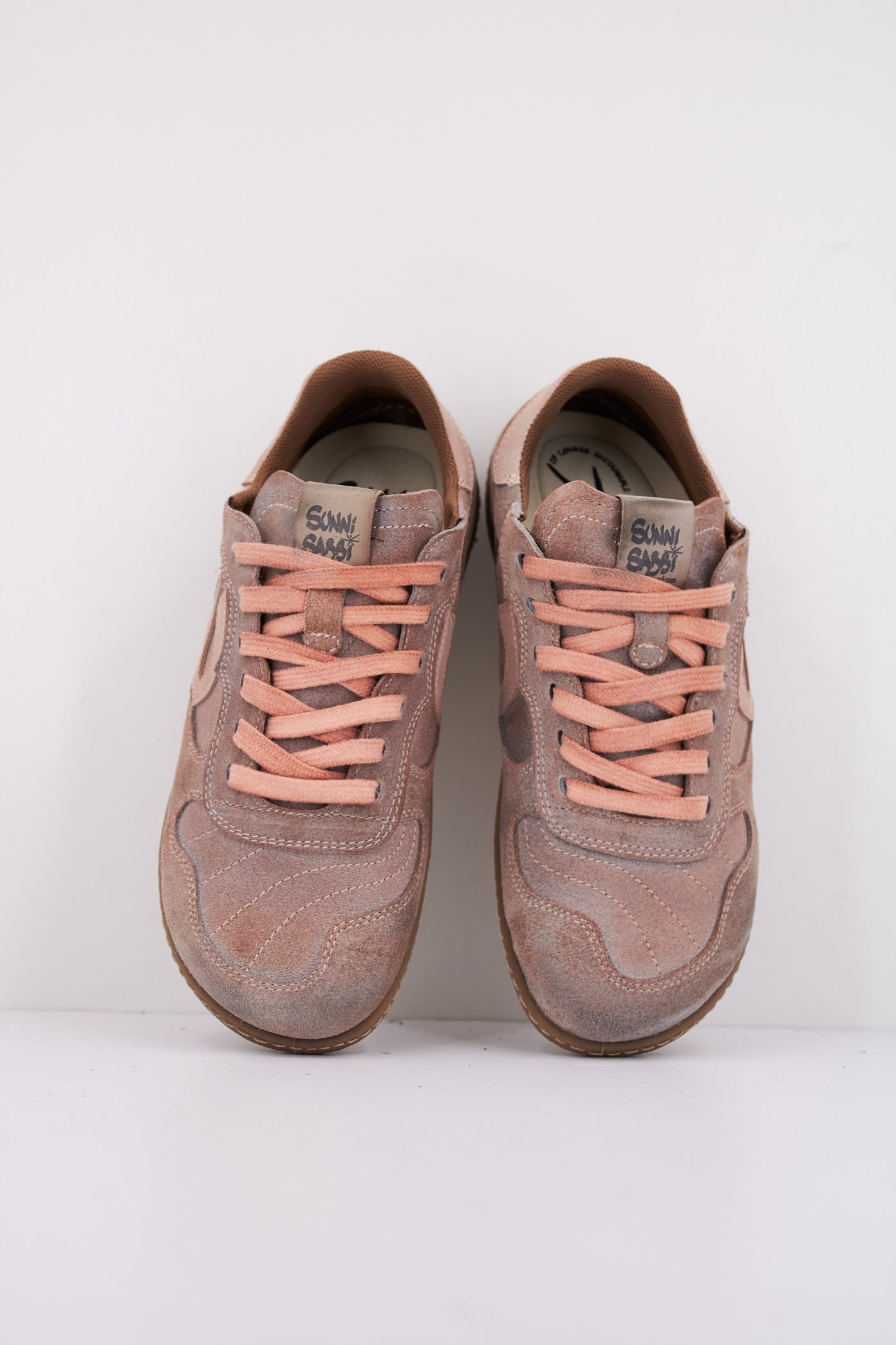 SUNNI SABBI HISAKA  en color ARENA  (3)