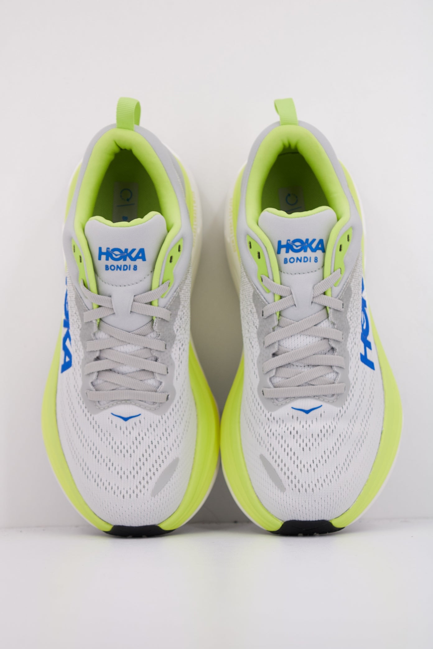 HOKA  BONDI  en color STT  (3)