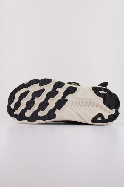 HOKA CLIFTON  en color SSF  (5)