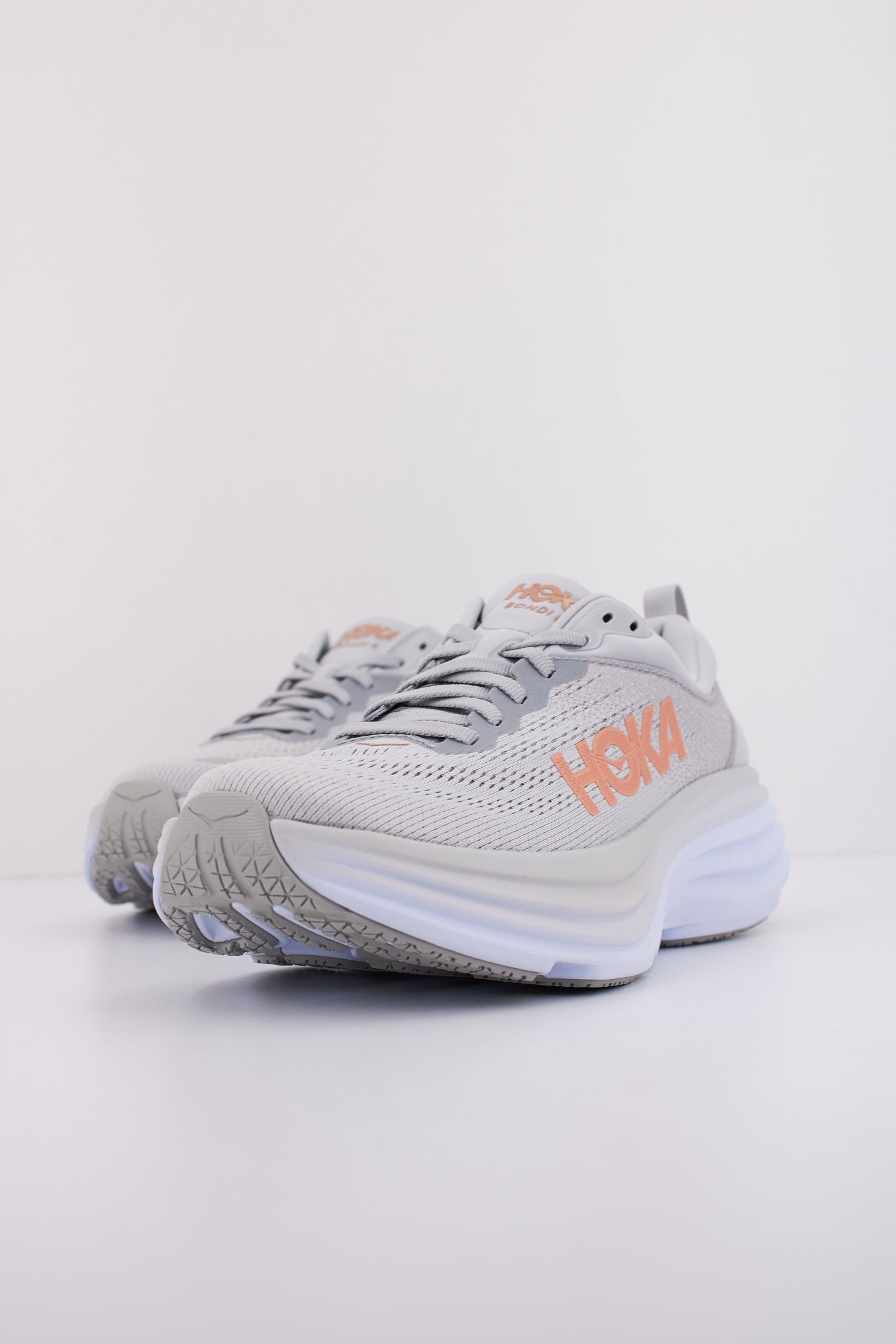HOKA BONDI  en color HML  (2)