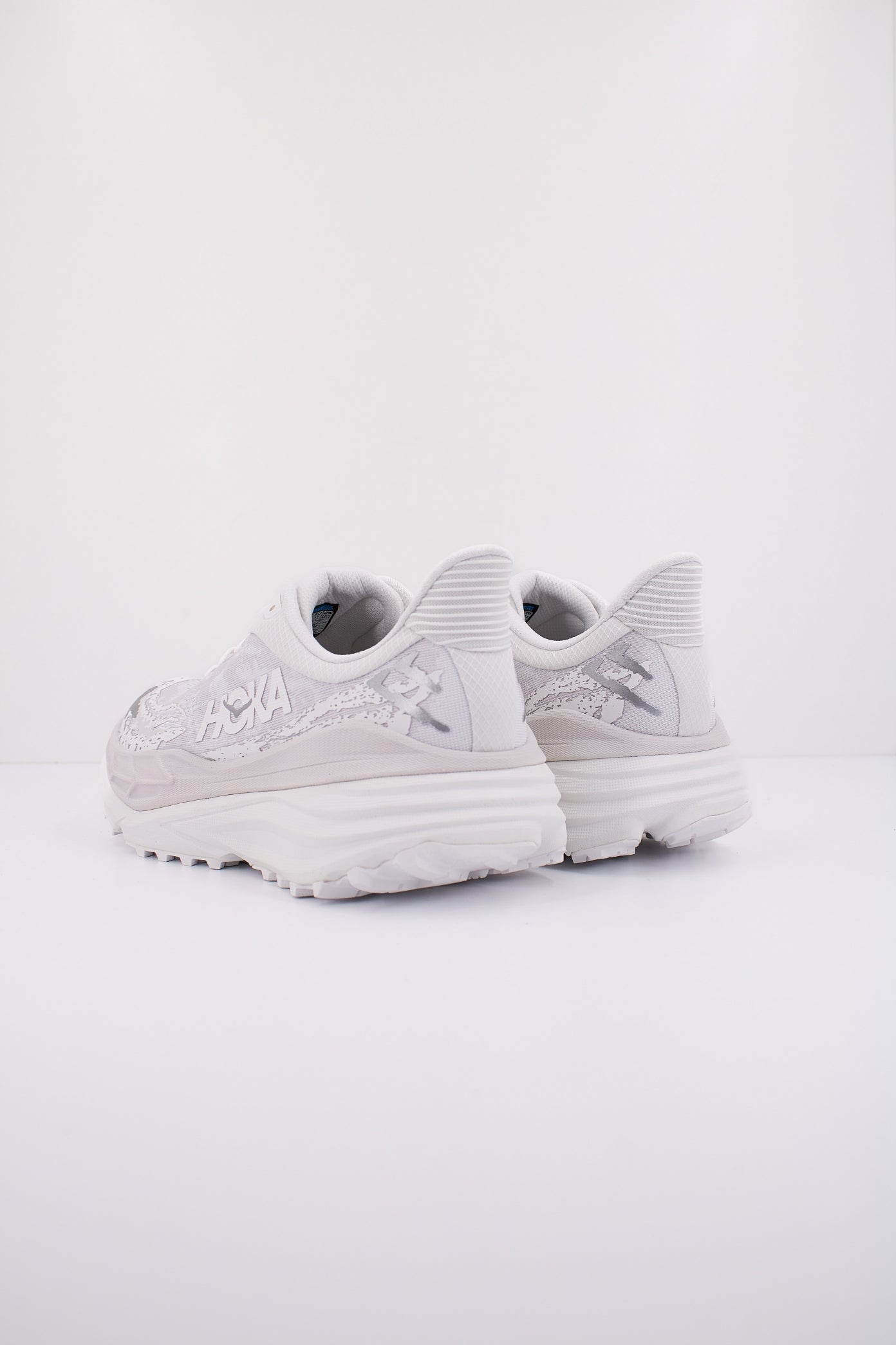 HOKA STINSON  en color WWH  (4)