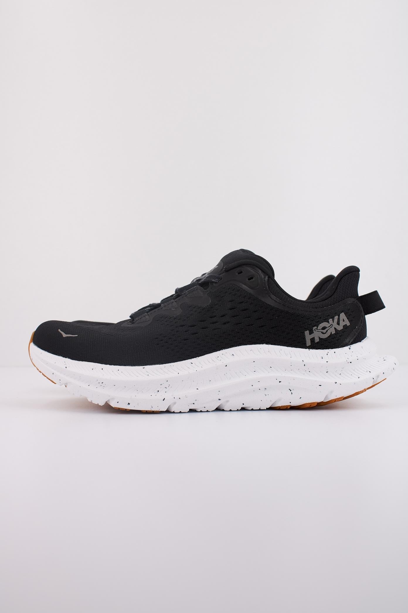 HOKA KAWANA  en color BWH  (1)
