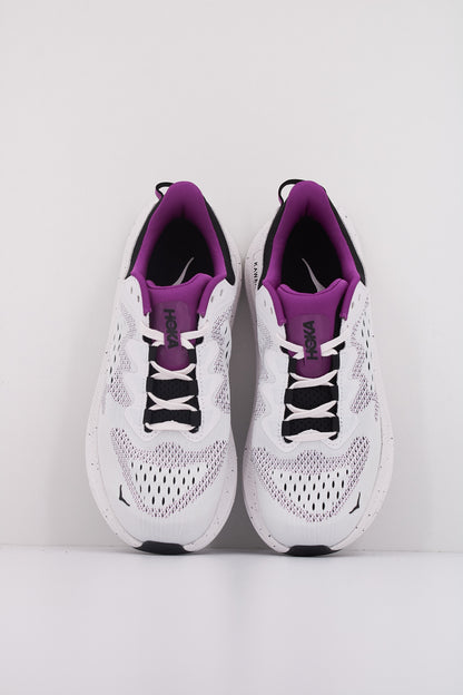 HOKA KAWANA  en color WLW  (3)